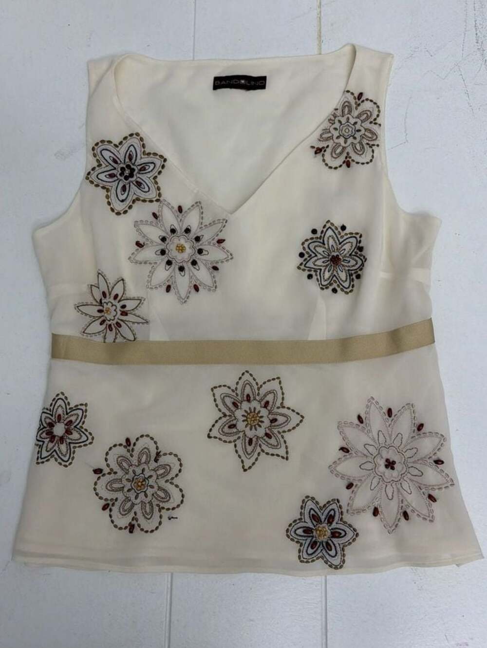 Bandolino Vintage Y2K Cream Beaded Floral Mesh Overlay Top  Would fit a Small